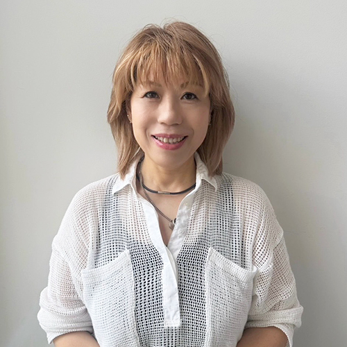 村山 かずえ